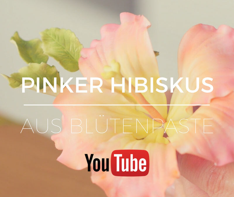 Pinker Hibiskus aus Blütenpaste modellieren lernst du auf meinem YouTube Kanal